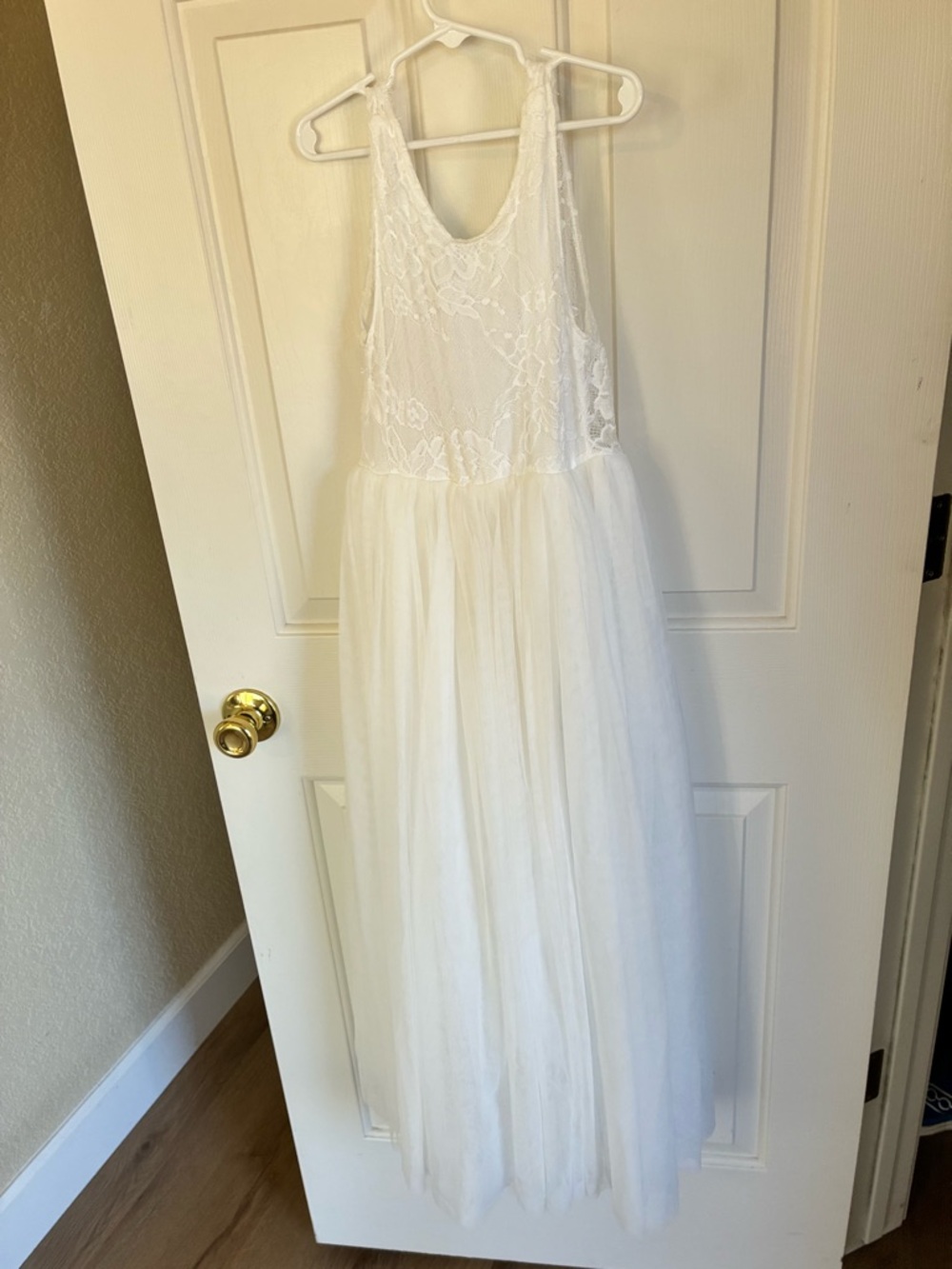 Girls White Lace & Tulle Party Dress